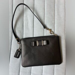 COACH wristlet black leather with bow